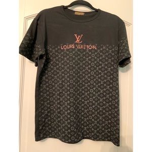 LAST CHANCE Louis Vuitton Shirt